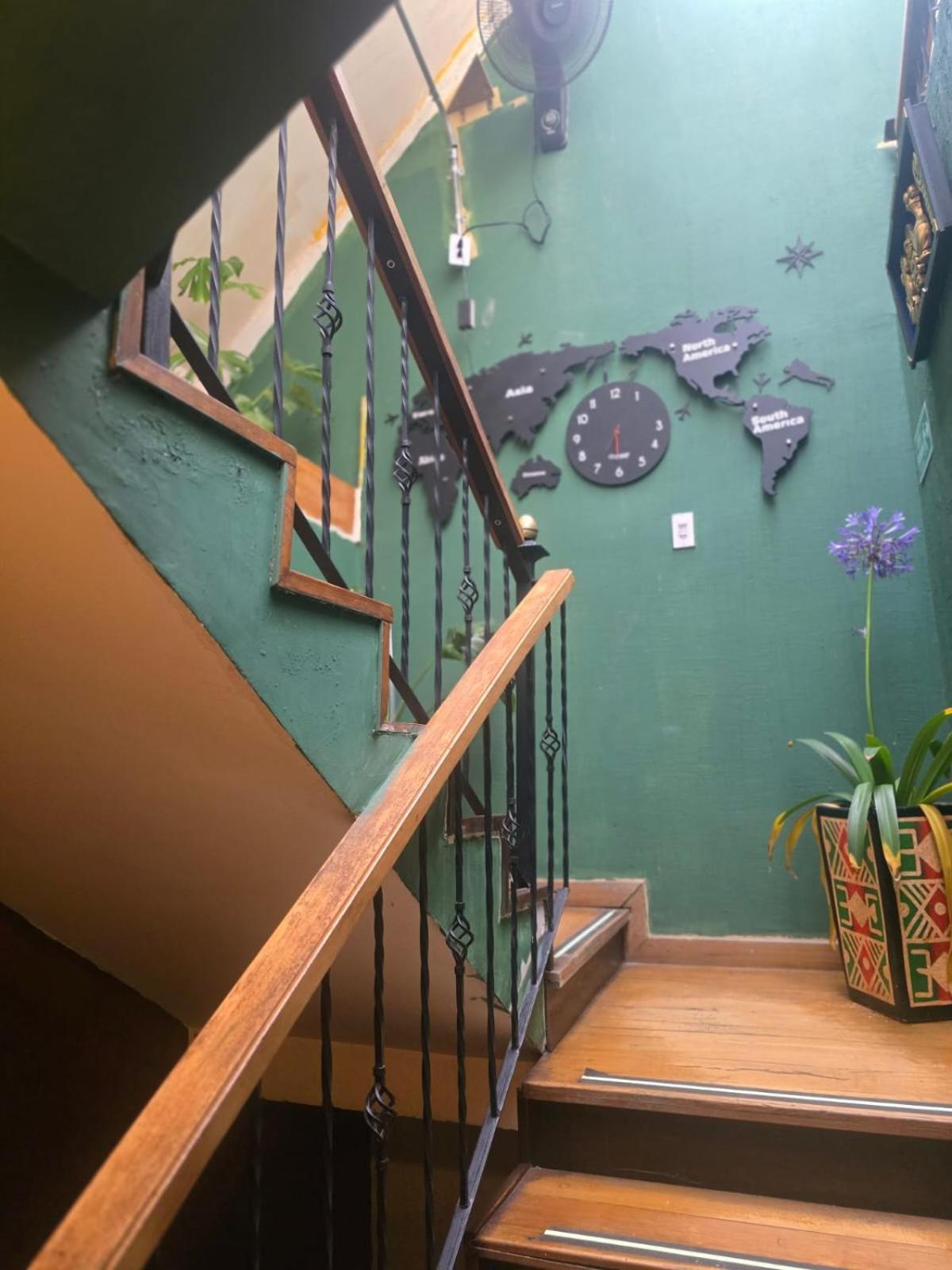 Portelli Hostal Zona G- Para Extranjeros Bogotá Exteriör bild