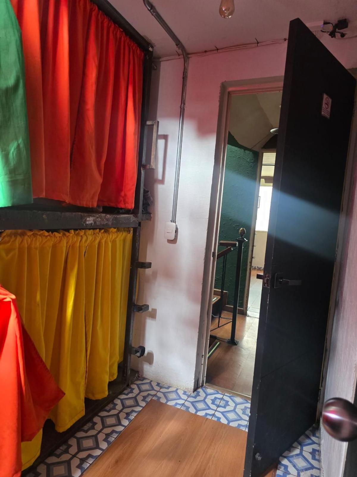 Portelli Hostal Zona G- Para Extranjeros Bogotá Exteriör bild