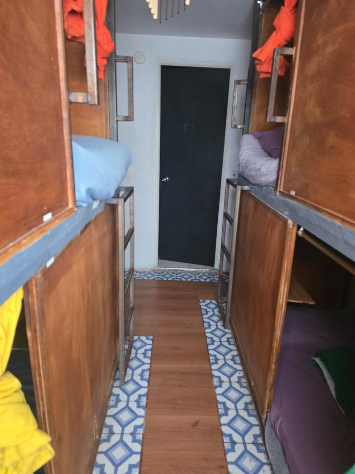 Portelli Hostal Zona G- Para Extranjeros Bogotá Exteriör bild