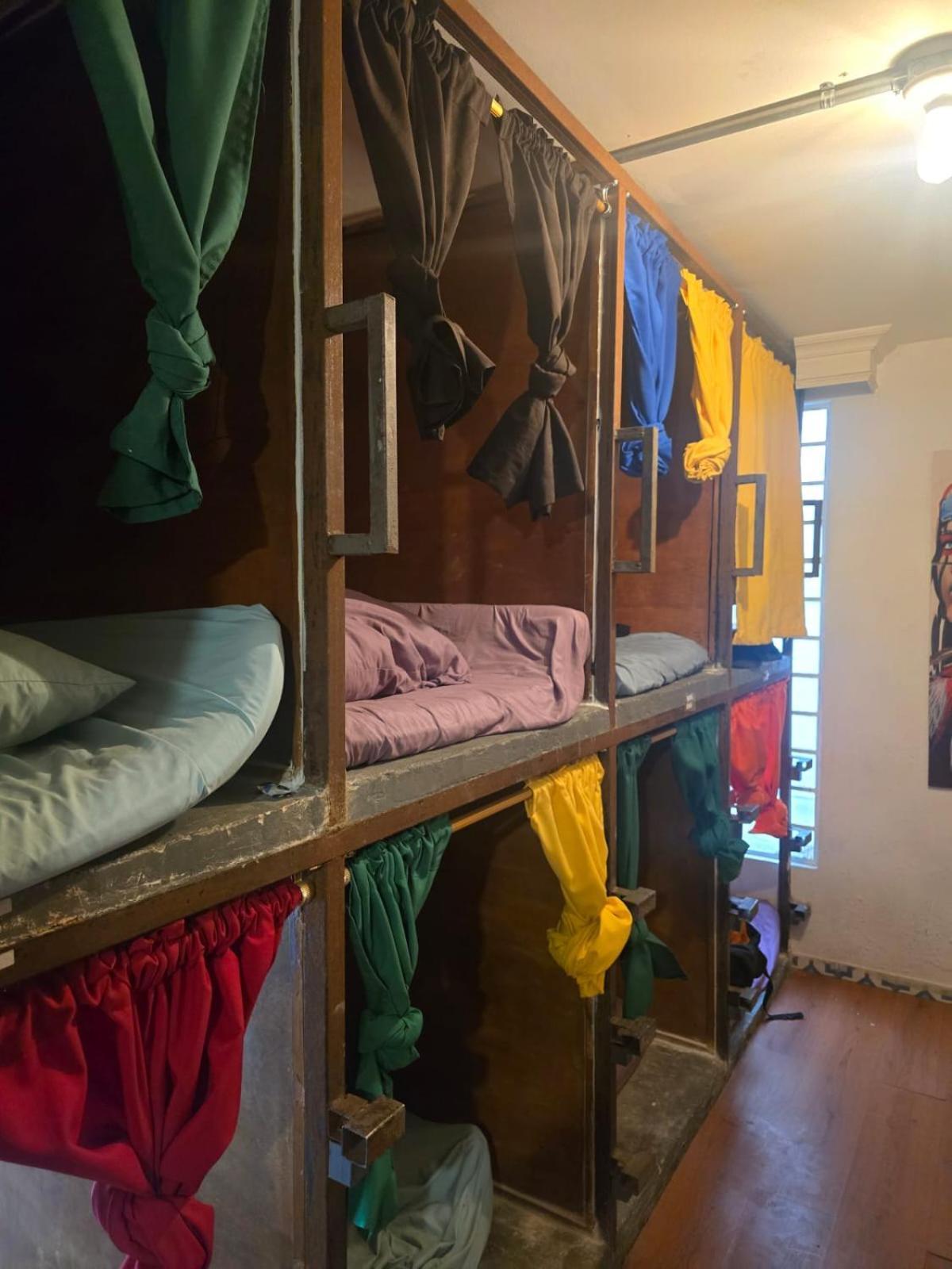 Portelli Hostal Zona G- Para Extranjeros Bogotá Exteriör bild