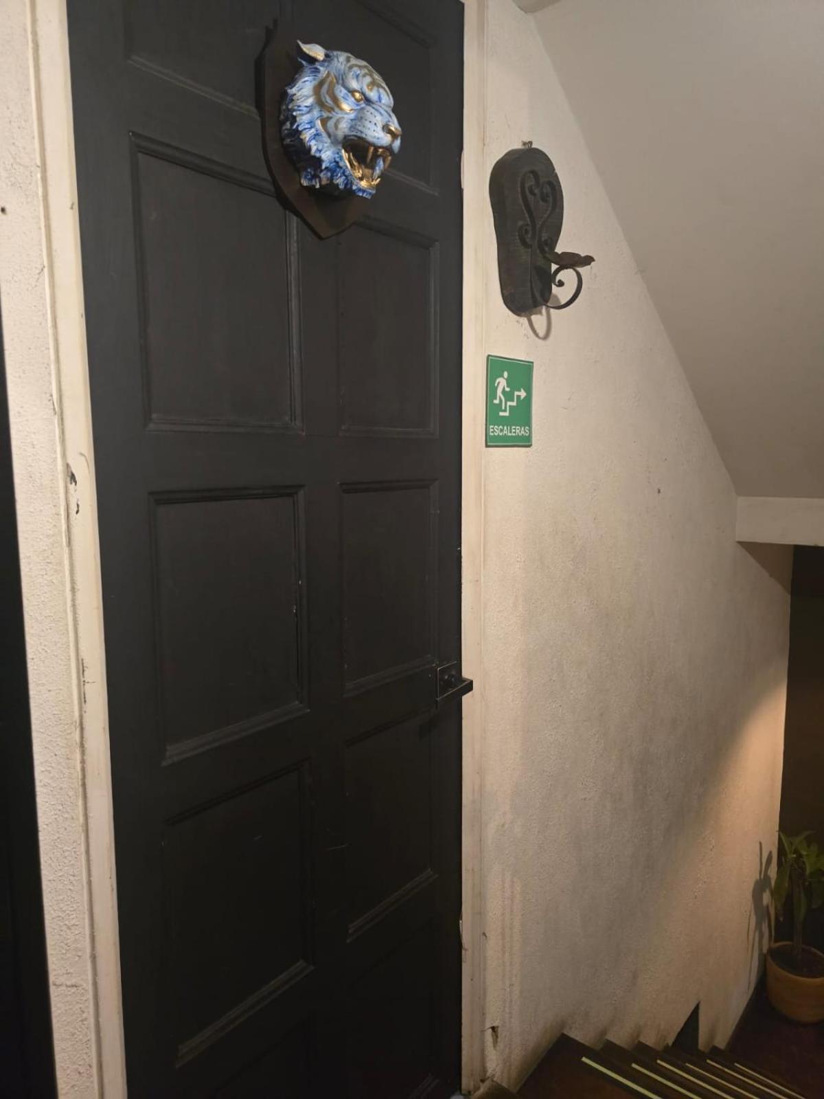 Portelli Hostal Zona G- Para Extranjeros Bogotá Exteriör bild